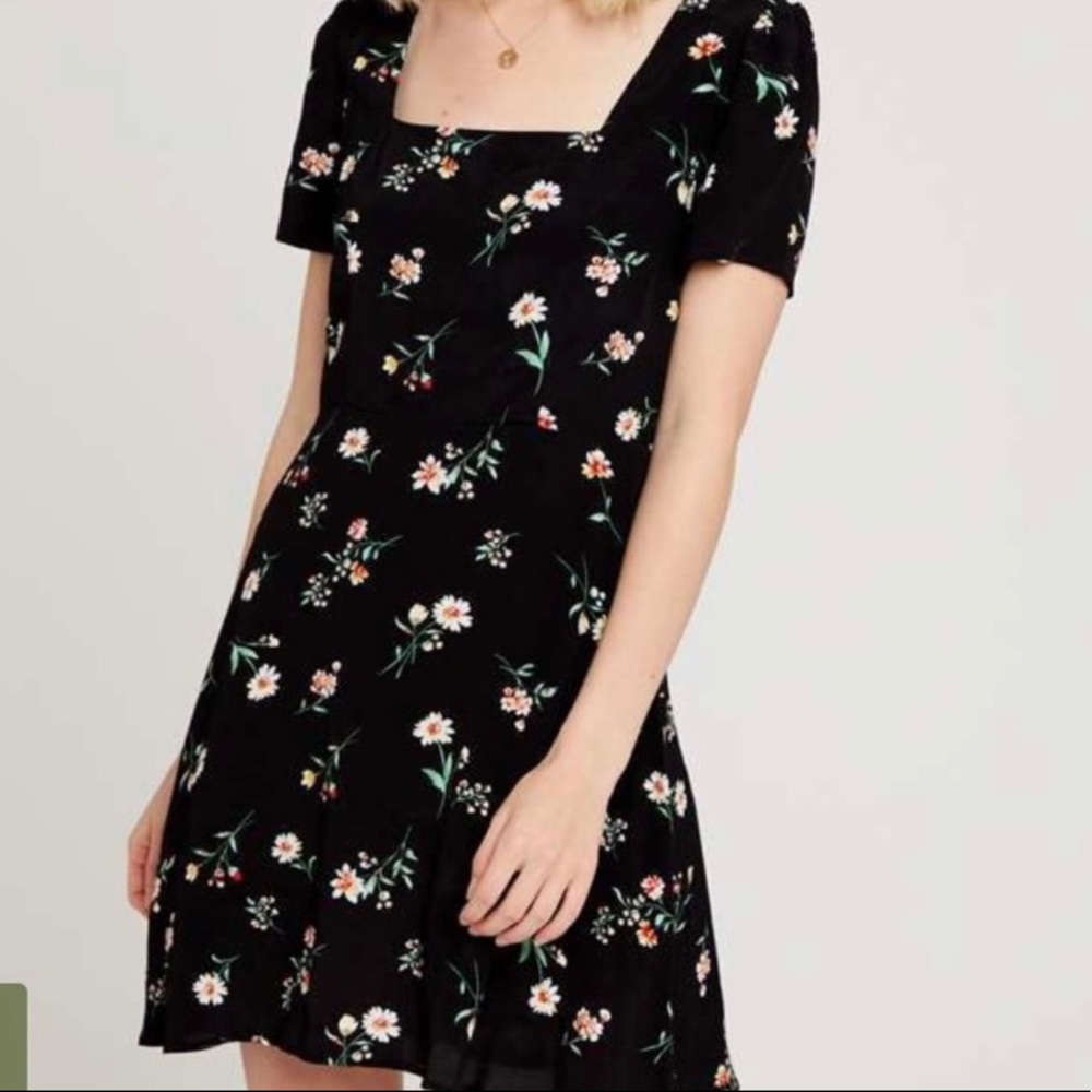 NWT Alter’d State Black Floral Square Neck Dress Size Small